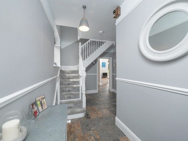 Image gallery image